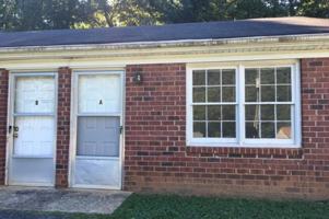 featured image of 120 Longwood Pl
