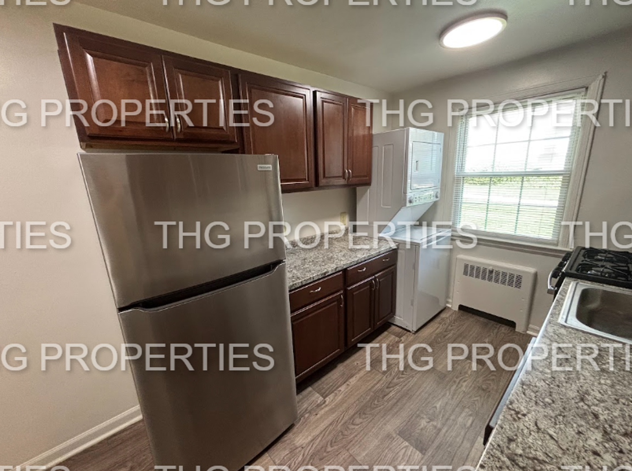 88 Woodland - Photo 2 of 14