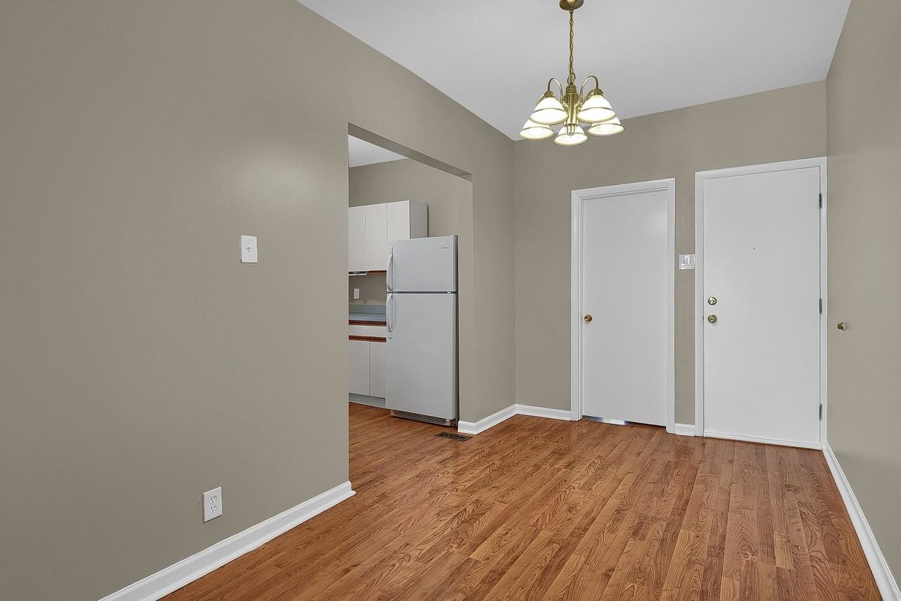 3125 Maury Ave - Photo 6 of 15