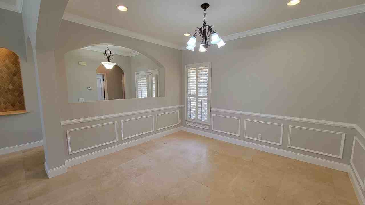 9928 Chardonnay Dr - Photo 4 of 28