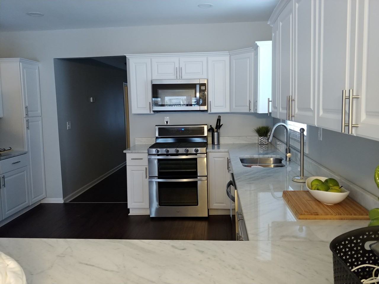 3035 University Rd - Photo 7 of 25
