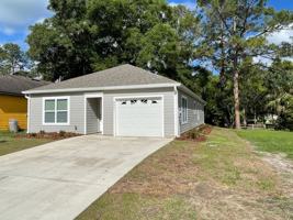 featured image of 6542 Nw 109th Pl