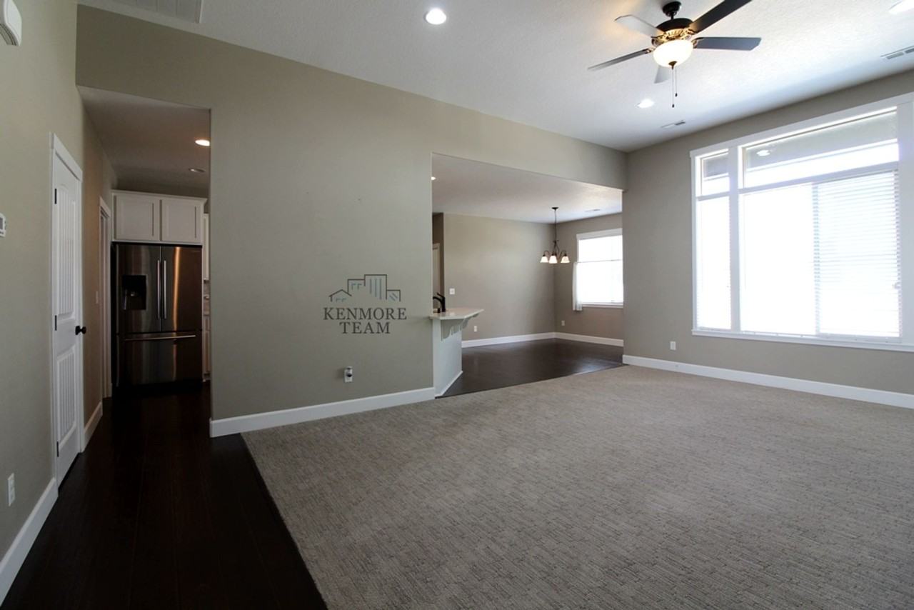 2800 Copperbutte St - Photo 2 of 11