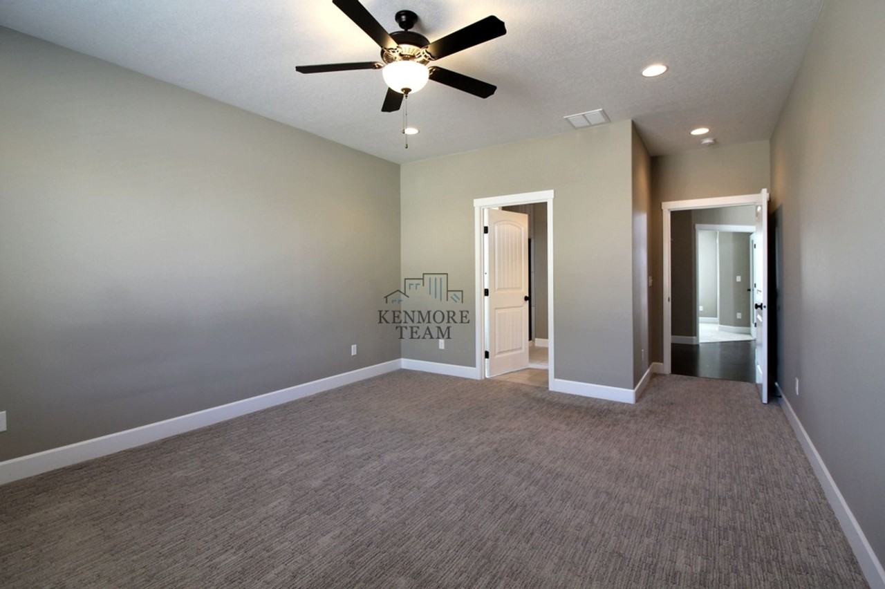 2800 Copperbutte St - Photo 6 of 11