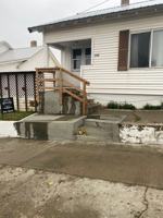 featured image of 208 1st St