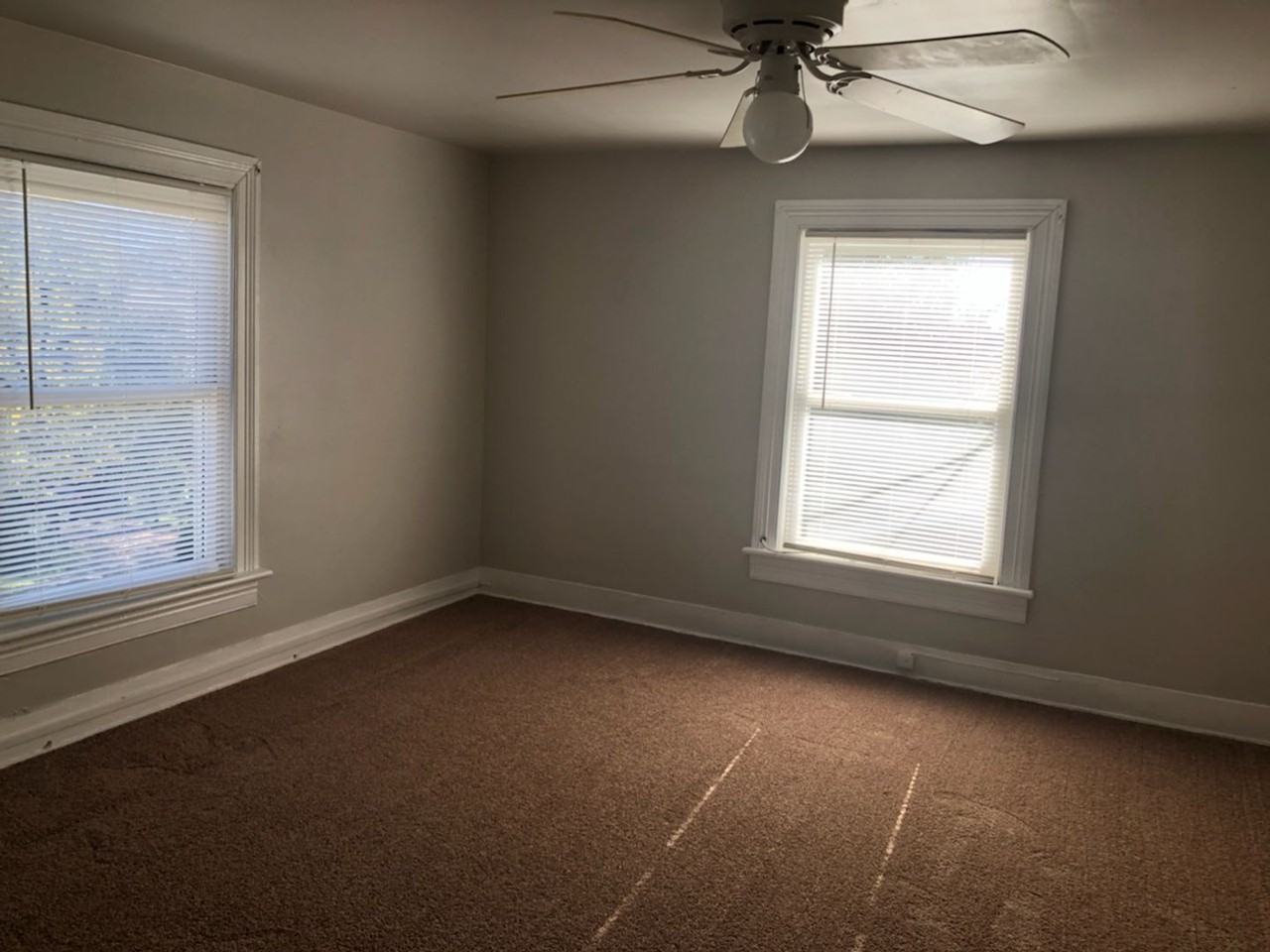 100 Chambers St - Photo 7 of 15