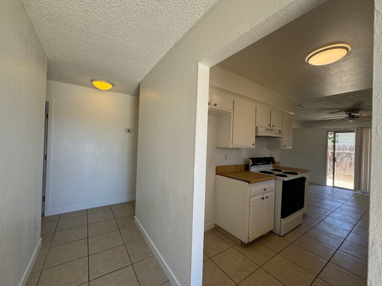 205 Ashlan Way - Photo 6 of 18