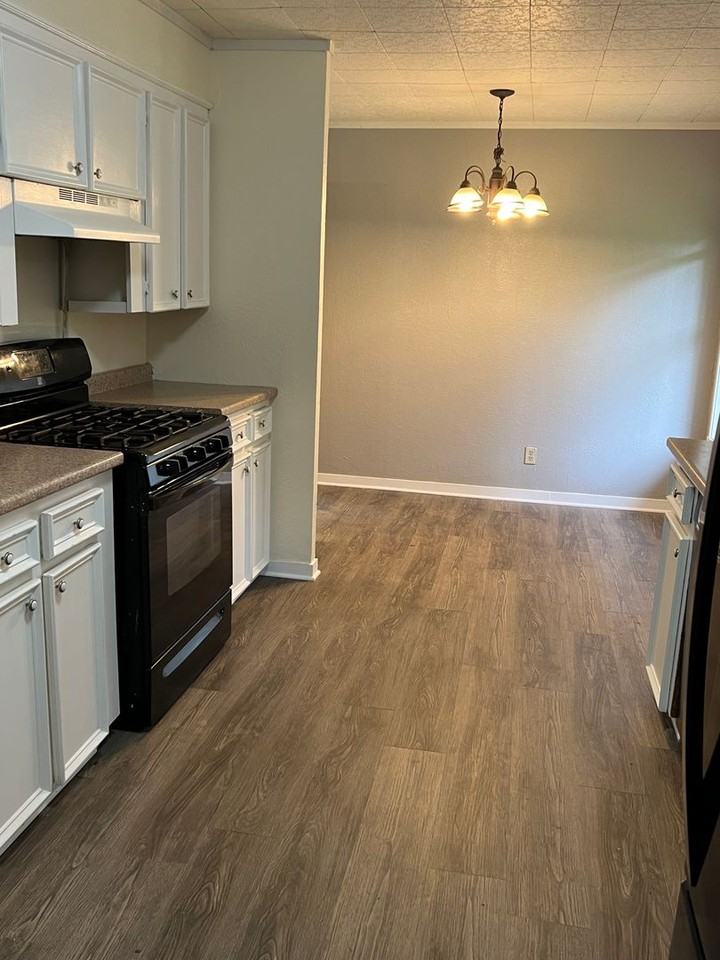 818 Willow Dr - Photo 6 of 14