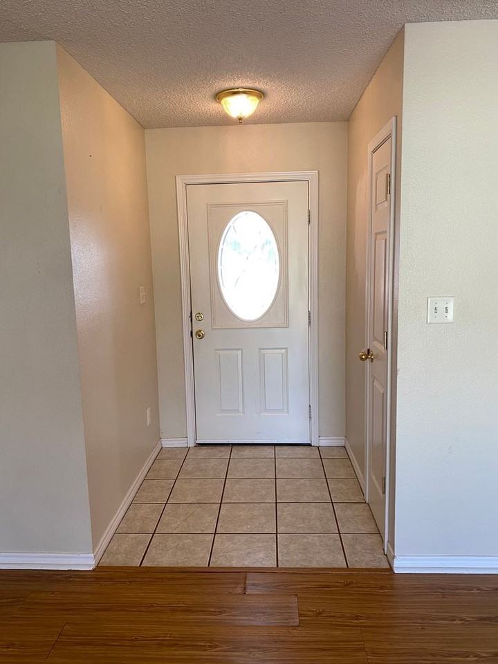 3908 Onaway Trl - Photo 2 of 18