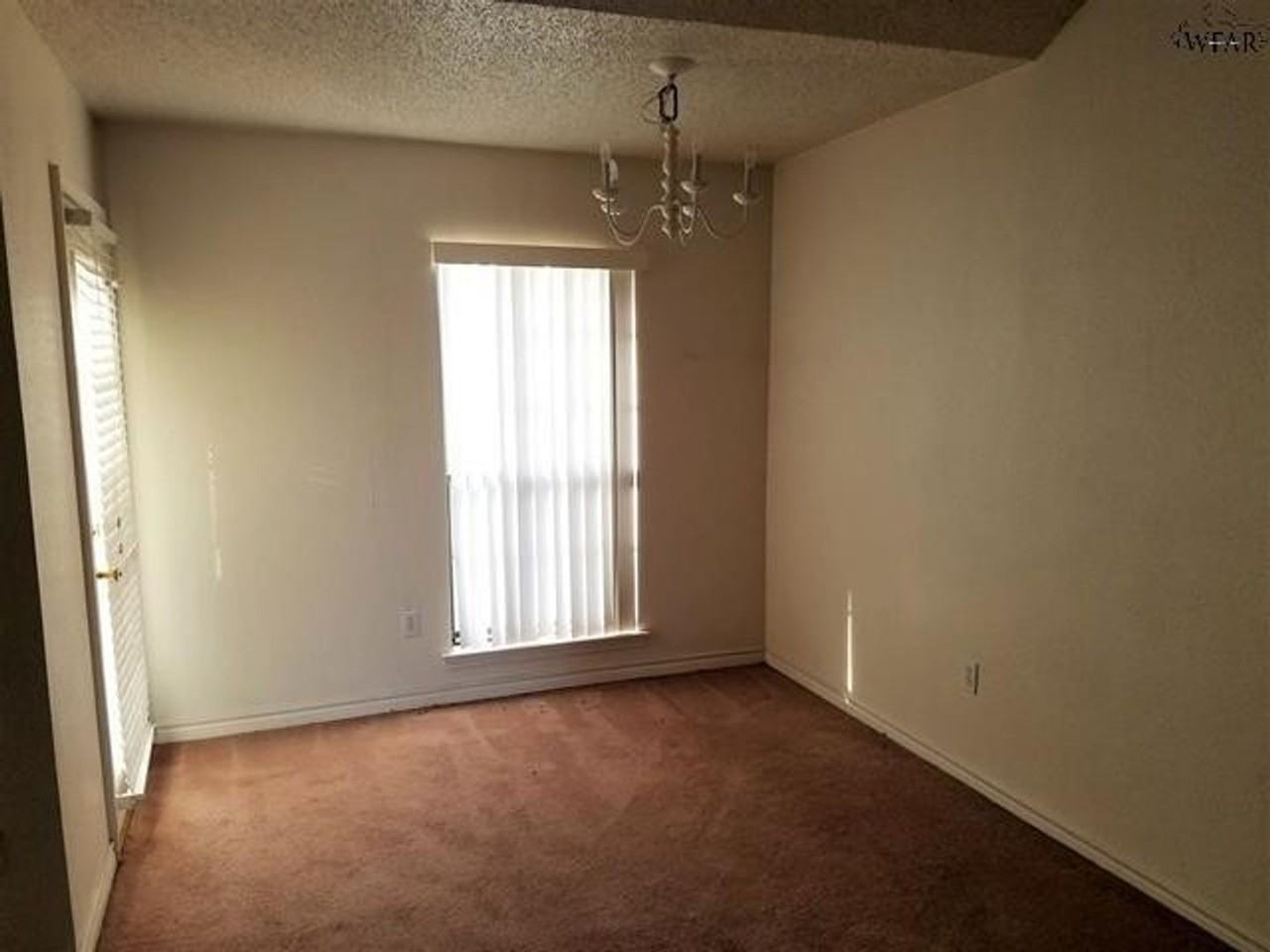 5307 Northview Dr - Photo 4 of 13