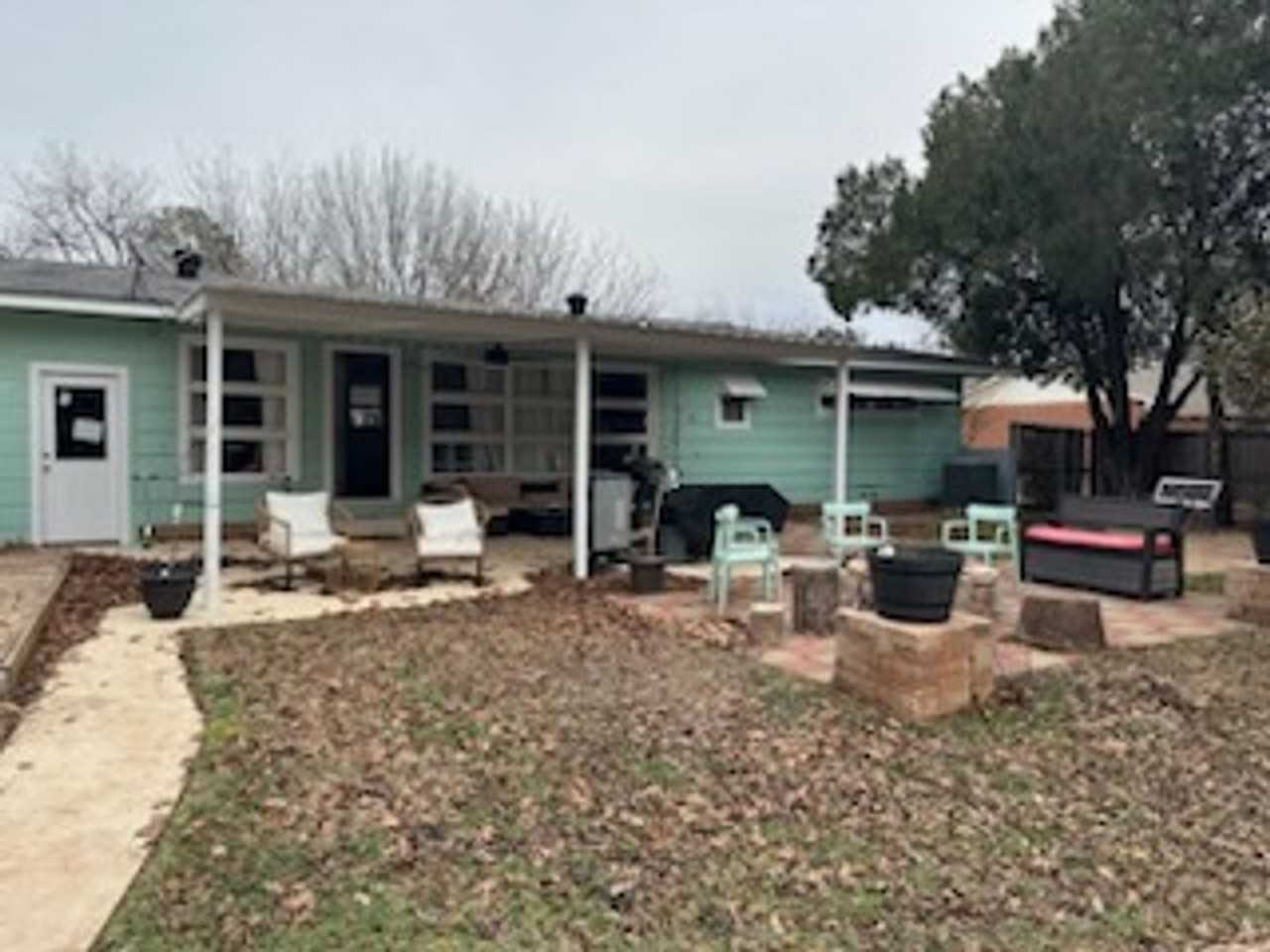4616 Lake Park Dr - Photo 5 of 10