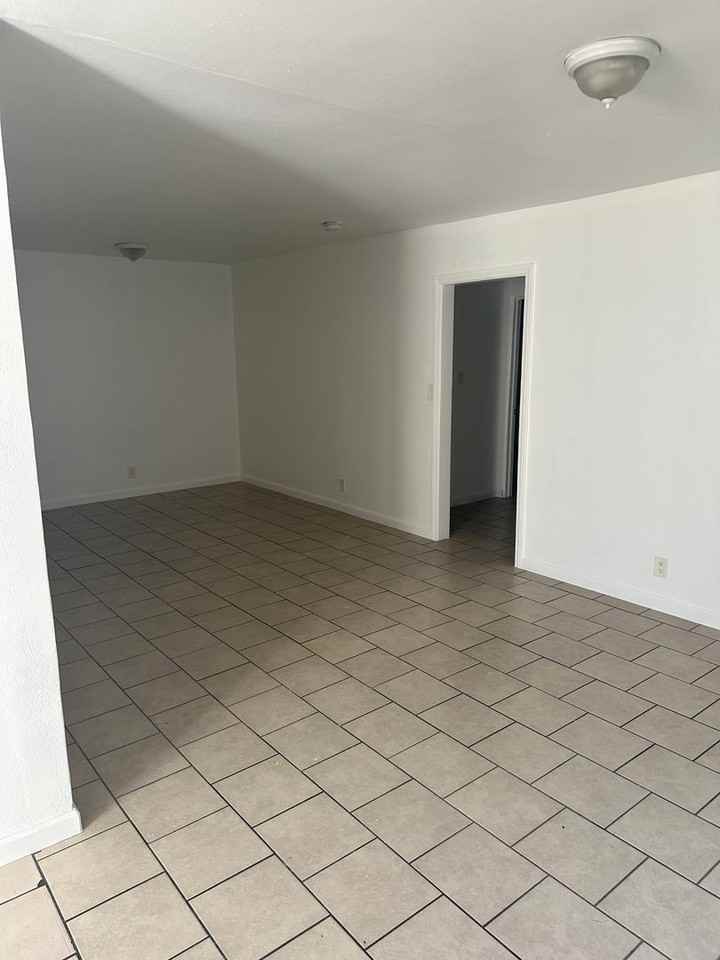 6808-6812 MAIN STREET - Photo 3 of 42