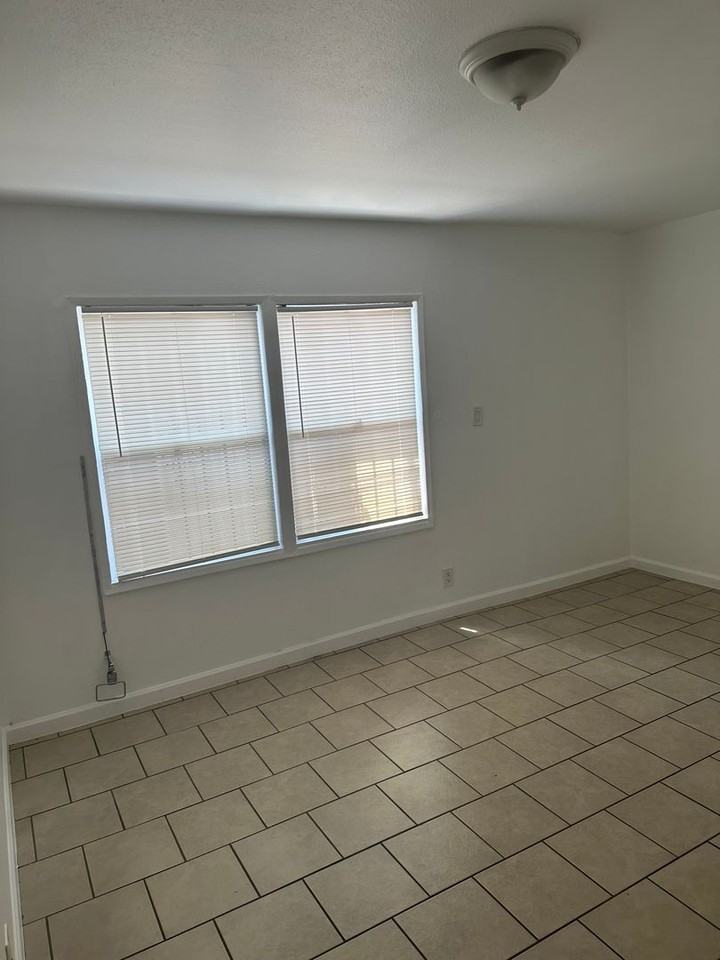 6808-6812 MAIN STREET - Photo 4 of 42