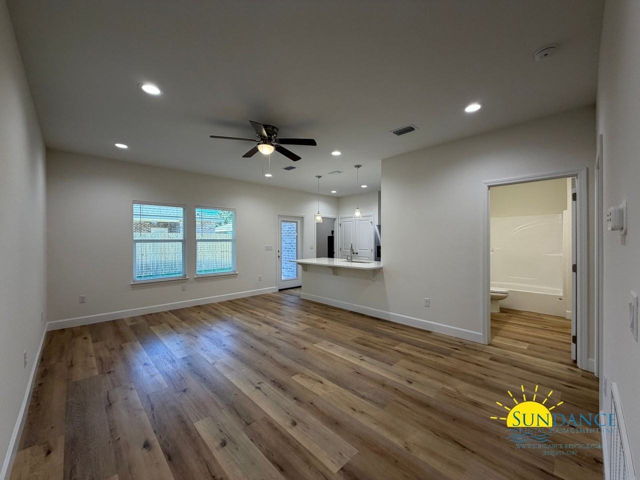 688 Reeves Dr #B - Photo 2 of 16