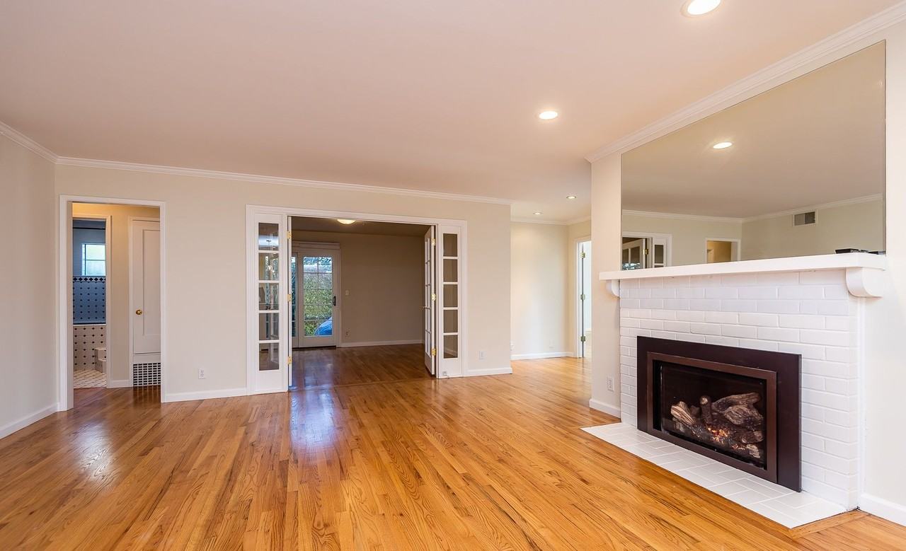 15870 Orange Blossom Ln - Photo 7 of 21