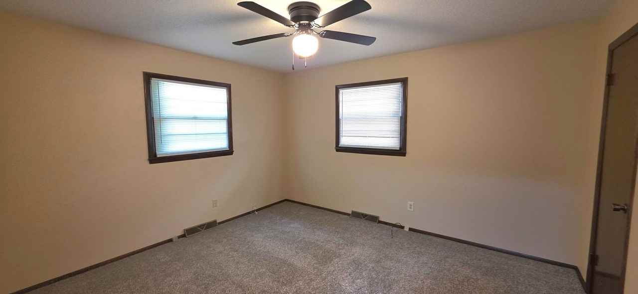 2227 S National Ave - Photo 2 of 10