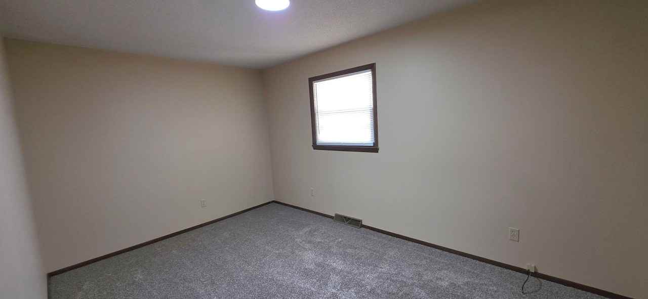 2227 S National Ave - Photo 3 of 10