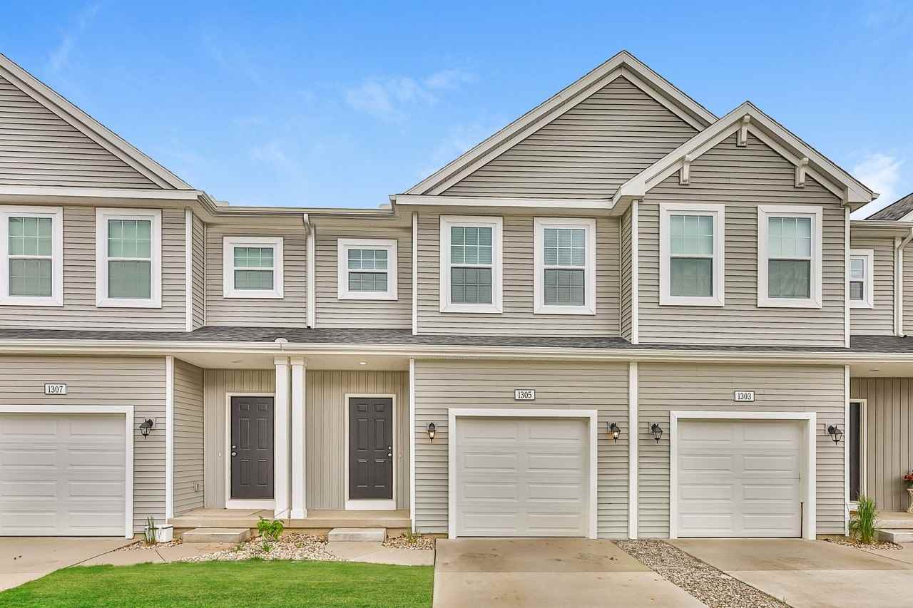 1301 Trailview Ct