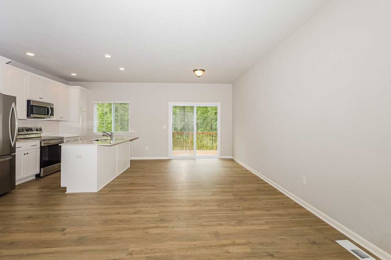 1301 Trailview Ct - Photo 7 of 31