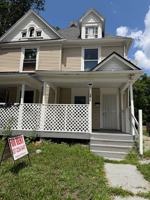 featured image of 1619 W 5th St