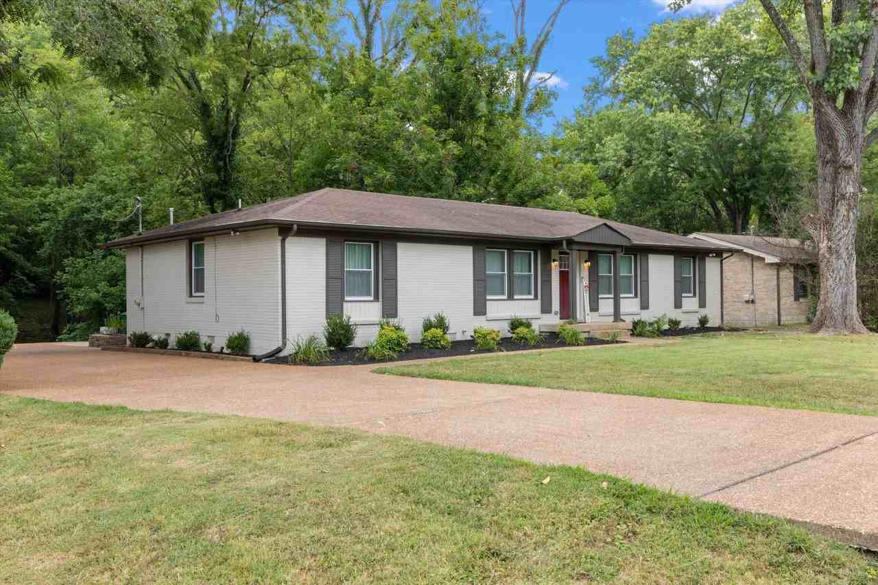 5017 Suter Dr - Photo 3 of 31