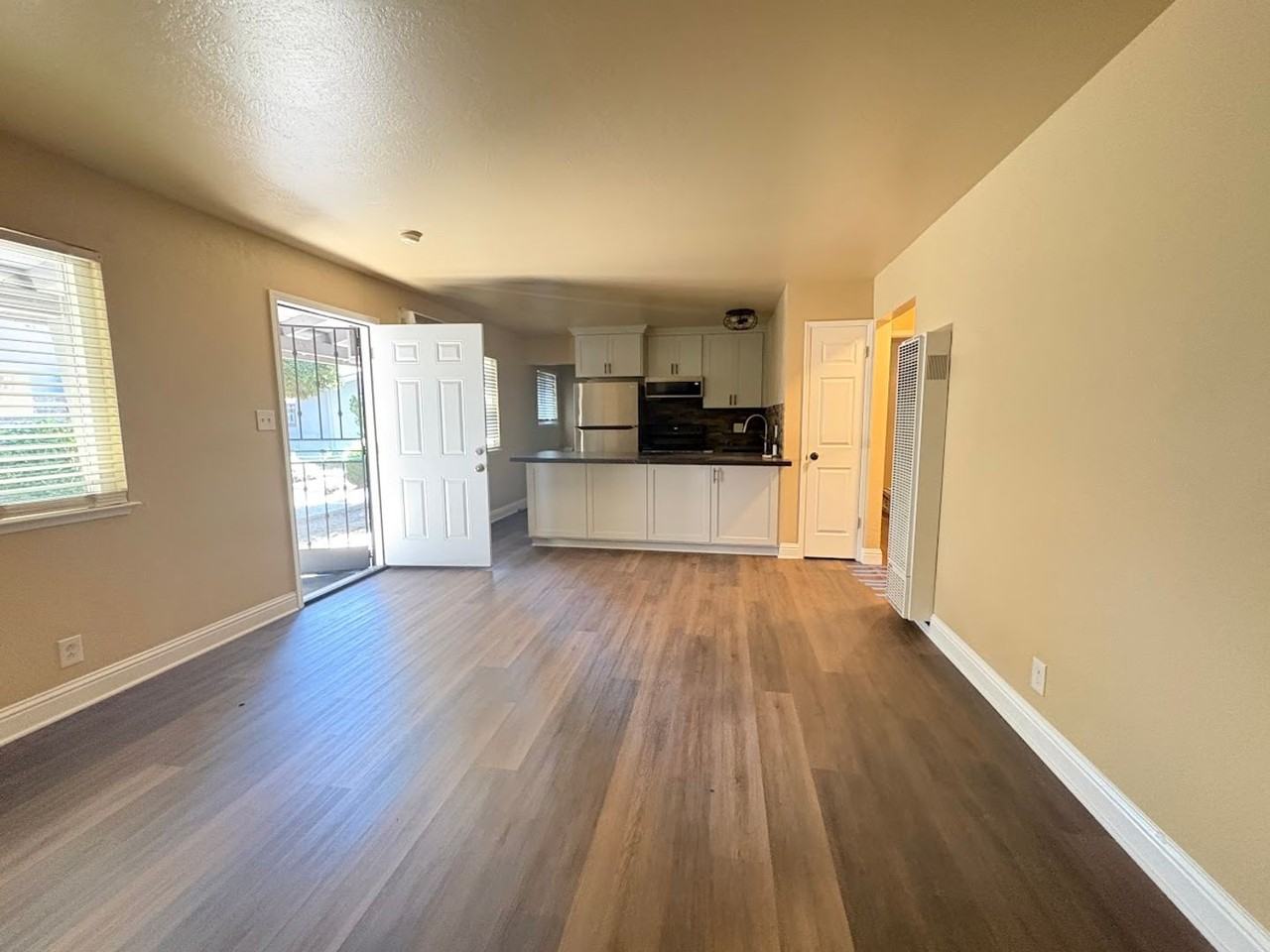 1707 W Swain Rd - Photo 2 of 21