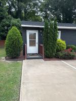 featured image of 903 Pender St S