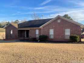 411 Hayley Ct - Photo 1 of 1