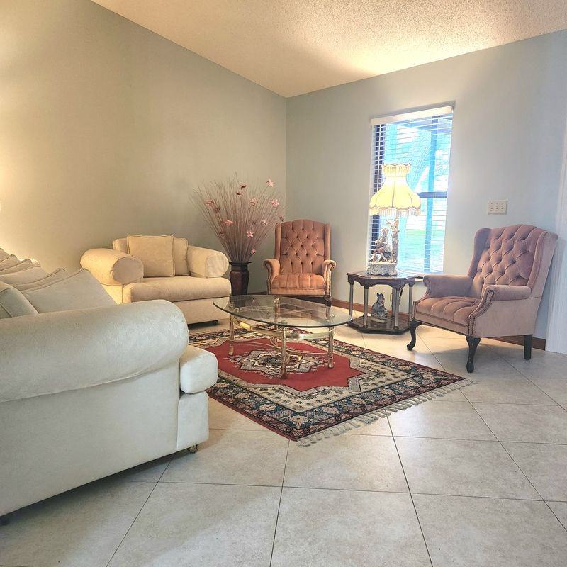 2805 Lake Tohopekaliga Blvd - Photo 2 of 11