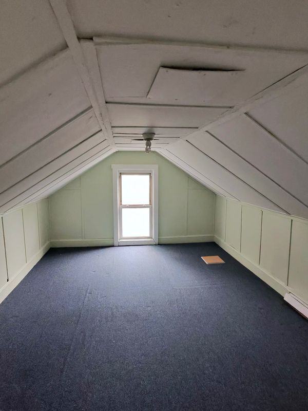 826 S Clinton Ave ##B - Photo 7 of 9
