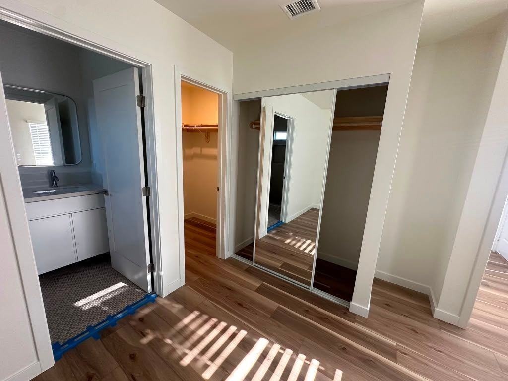 5262 Cervantes Ave - Photo 5 of 9
