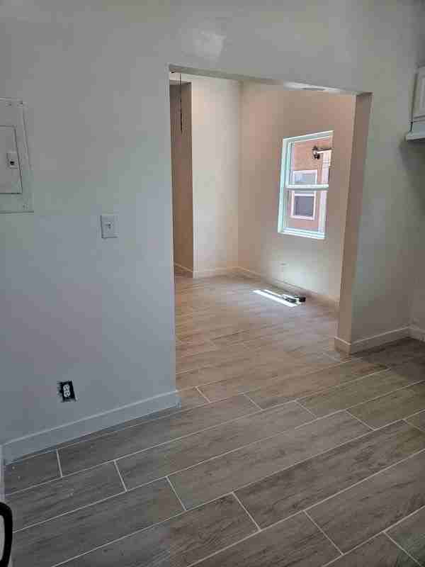 7110 Somerset Blvd ##5 - Photo 5 of 24
