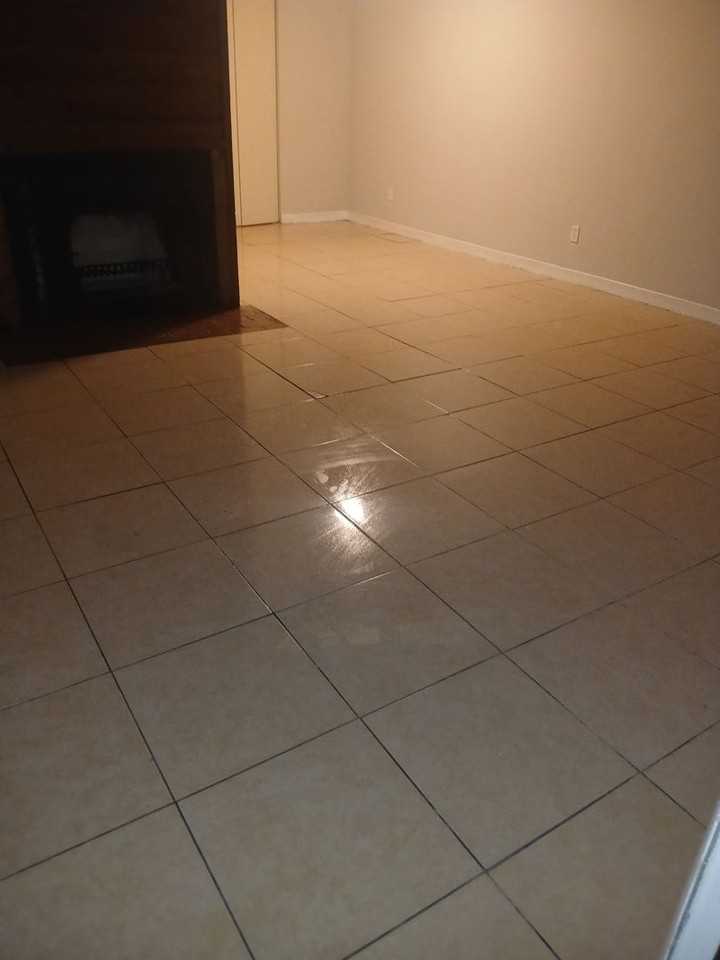 2525 Nw 62nd Pl - Photo 3 of 3