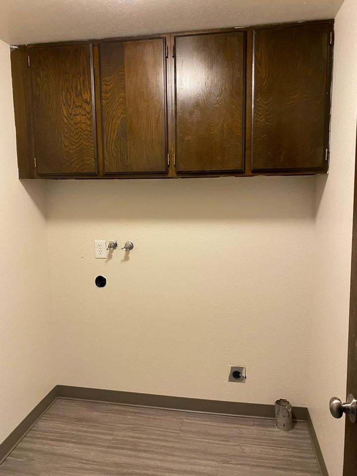1012 Cornell Ave #13 - Photo 3 of 17