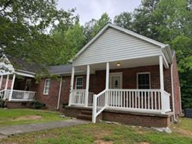 724 Breeze Hill Rd - Photo 1 of 1