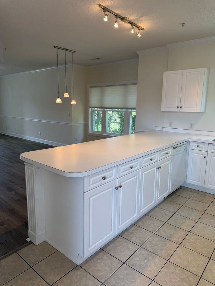 4881 Dahlia Ct - Photo 3 of 31
