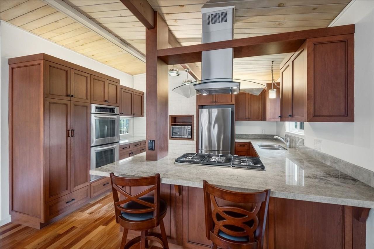 2209 Thurm Ave - Photo 6 of 25