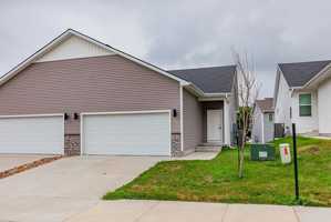 featured image of 5638 Fernwood Dr