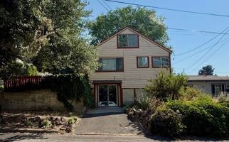 featured image of 2036 Lavey St