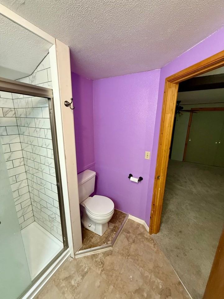 2036 Lavey St - Photo 6 of 28