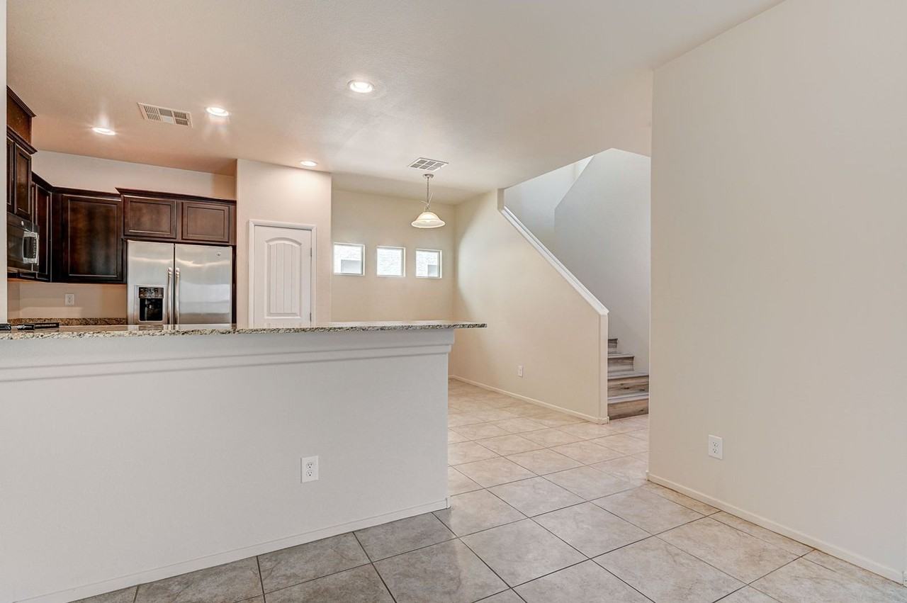 9522 Vega Carpio Ave - Photo 3 of 50