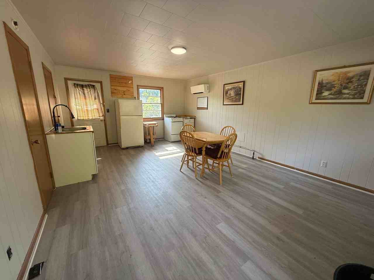 1060 Stringtown Rd - Photo 3 of 3