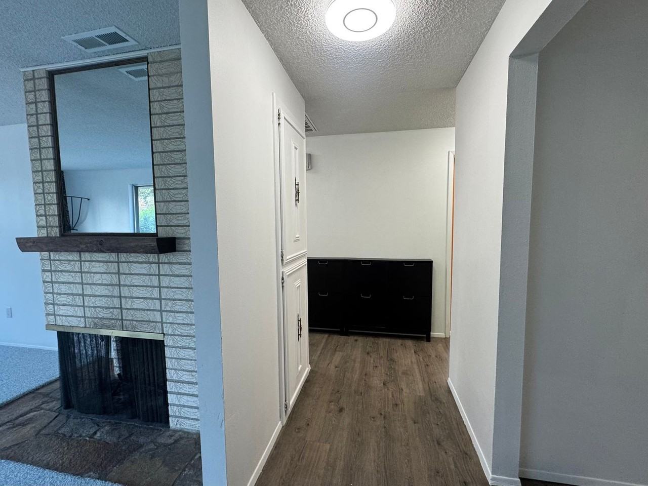 9901 Farwest Dr Sw - Photo 3 of 22