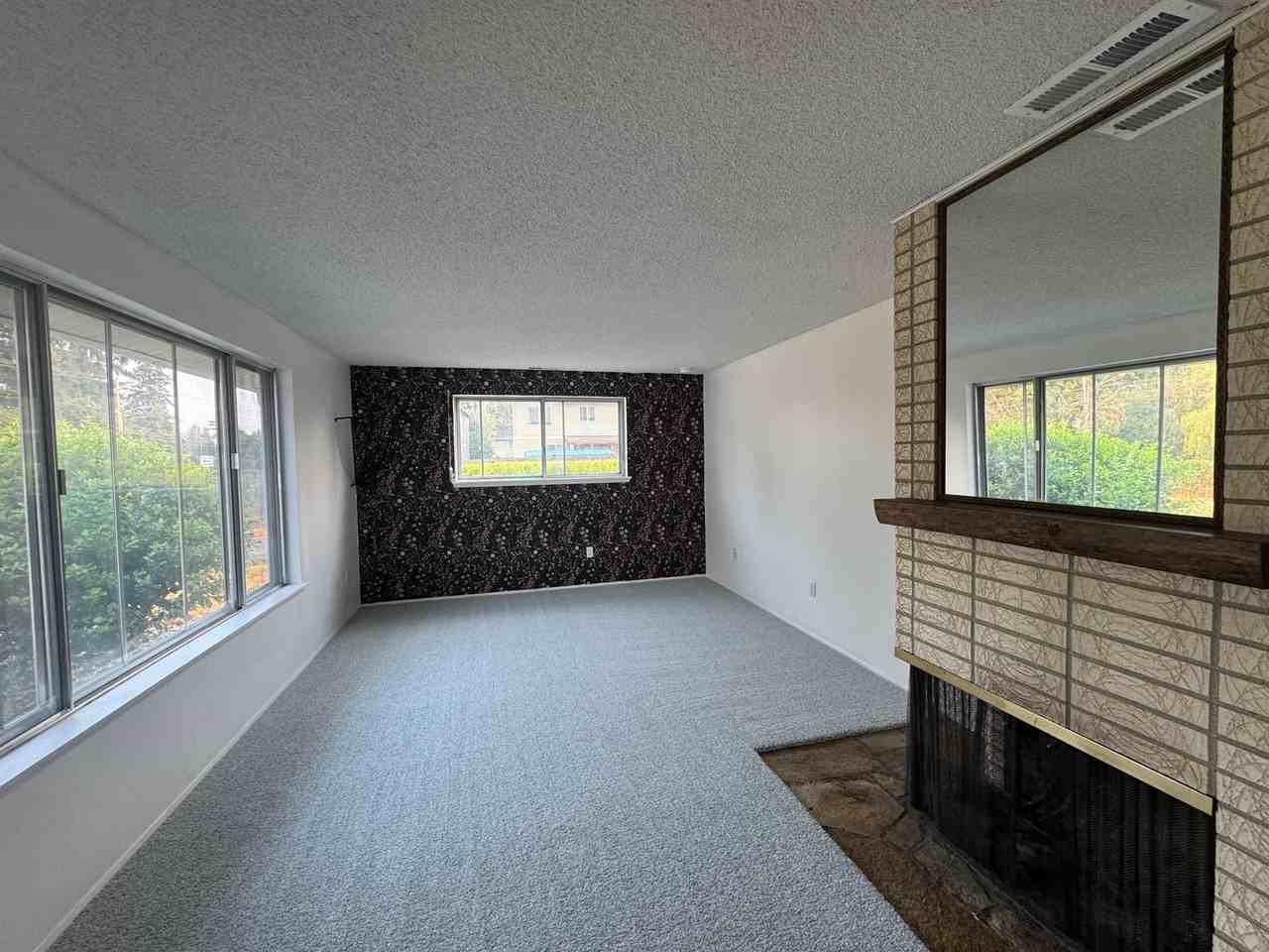 9901 Farwest Dr Sw - Photo 4 of 22