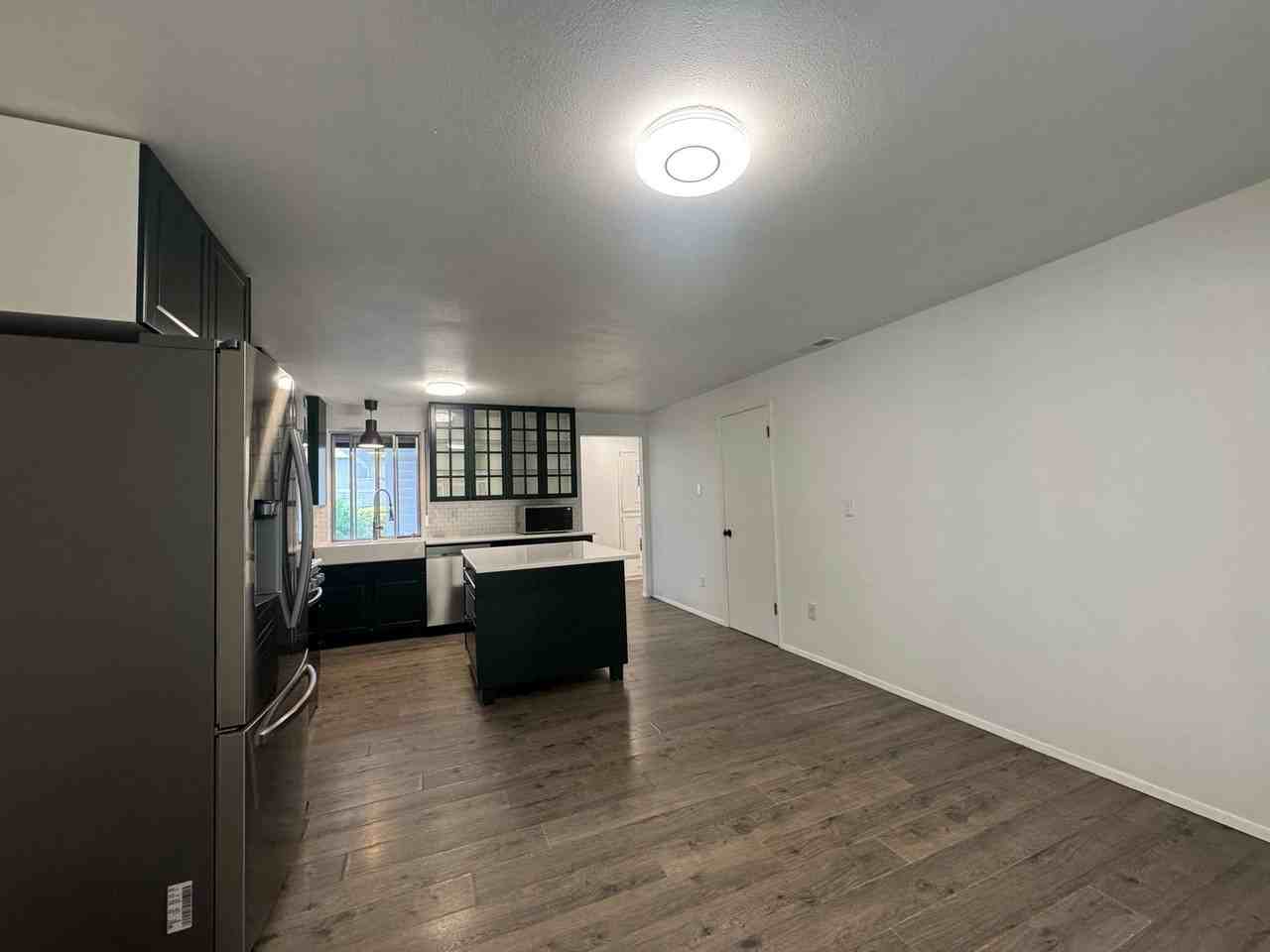 9901 Farwest Dr Sw - Photo 7 of 22