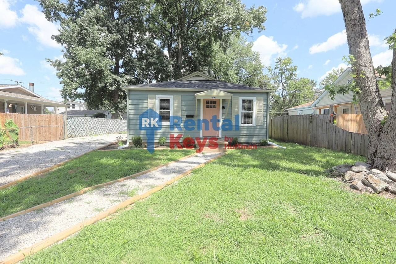2208 Margybeth Ave - Photo 2 of 23