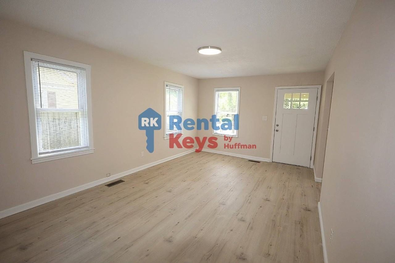 2208 Margybeth Ave - Photo 4 of 23