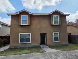 featured image of 610 Meadow Arbor Ln #2
