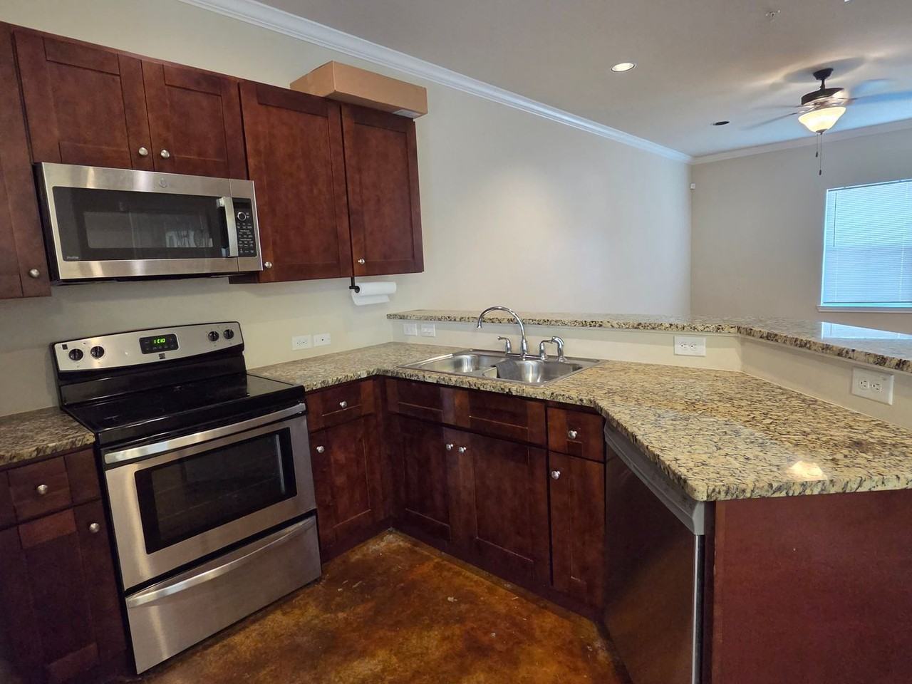 610 Meadow Arbor Ln #2 - Photo 7 of 25