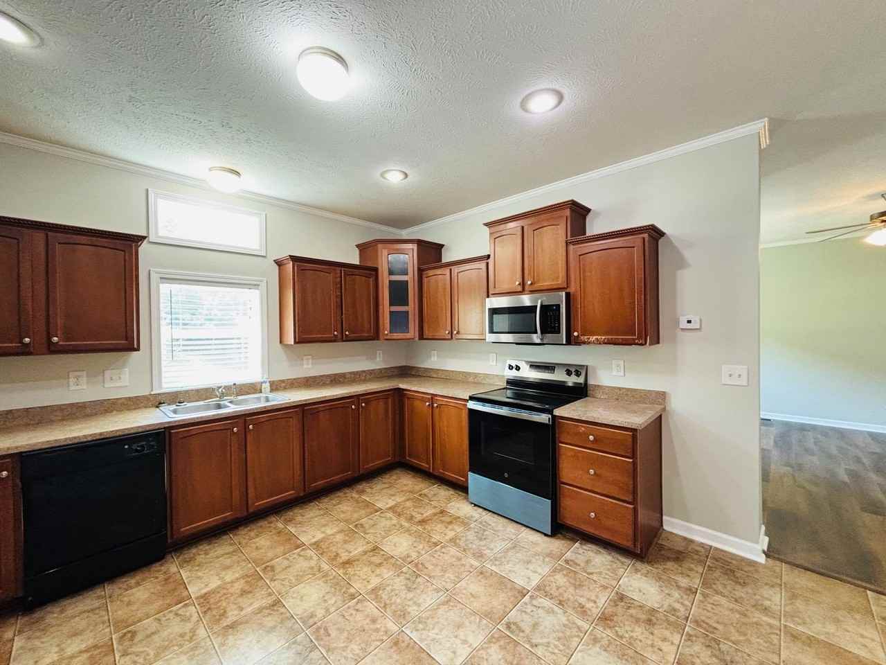 270 John Lemley Ln - Photo 5 of 17
